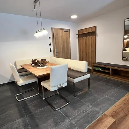 In Near Lifts, Cleaning Included Apartment Sölden