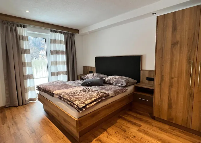 In Near Lifts, Cleaning Included Апартаменты *