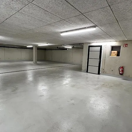 In Near Lifts, Cleaning Included 公寓 索尔登